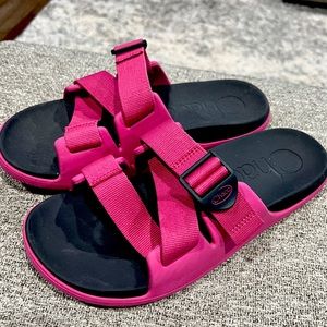 Chaco 8 W slides